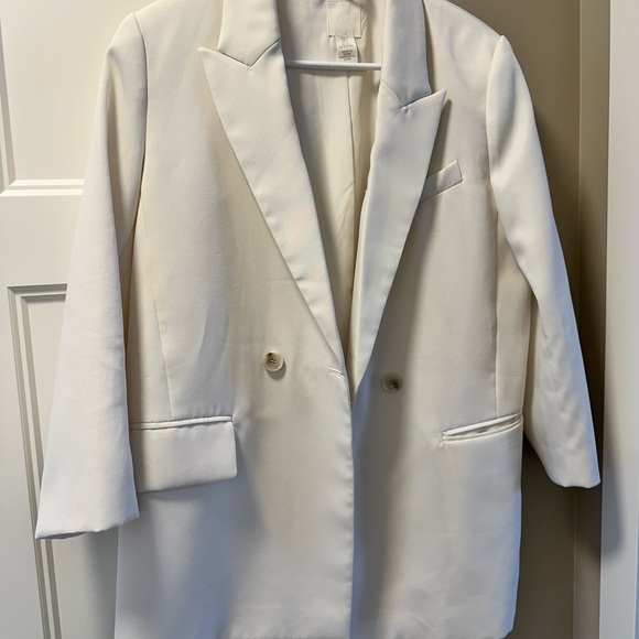 H&M cream coloured oversized blazer - Picture 2 of 3